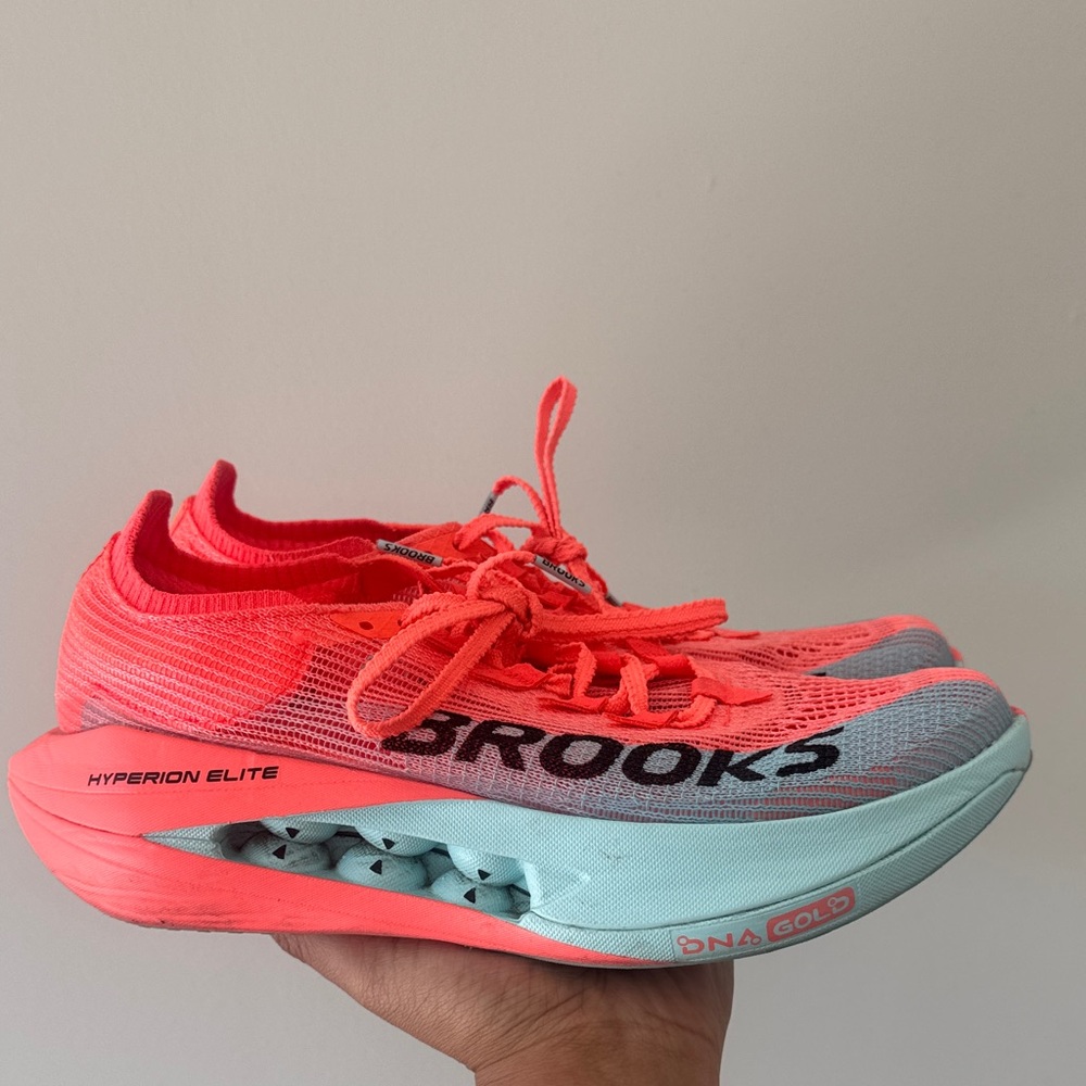 Brooks Women's Hyperion Elite Coral and Aqua Shoes